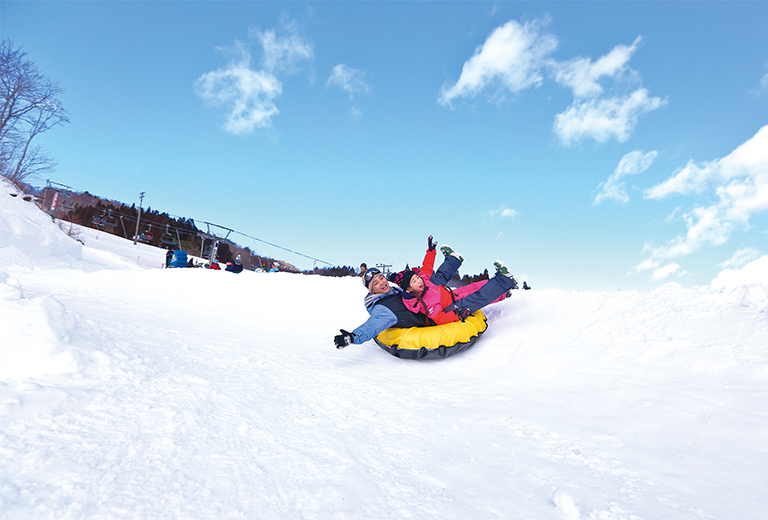 仙台市 スプリングバレー仙台泉 スキー場 雪の冒険王国